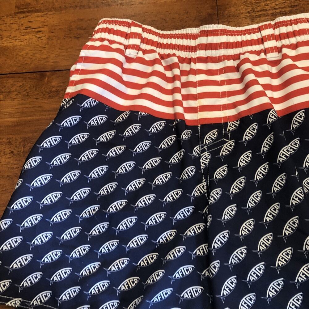 AFTCO Swim Trunks Mens Medium Red White Blue American Flag Swimwear Fishing - Picture 5 of 12